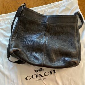 Coach pre-owned Sonoma brown pebbled full grain leather handbag. No. J8P 6802